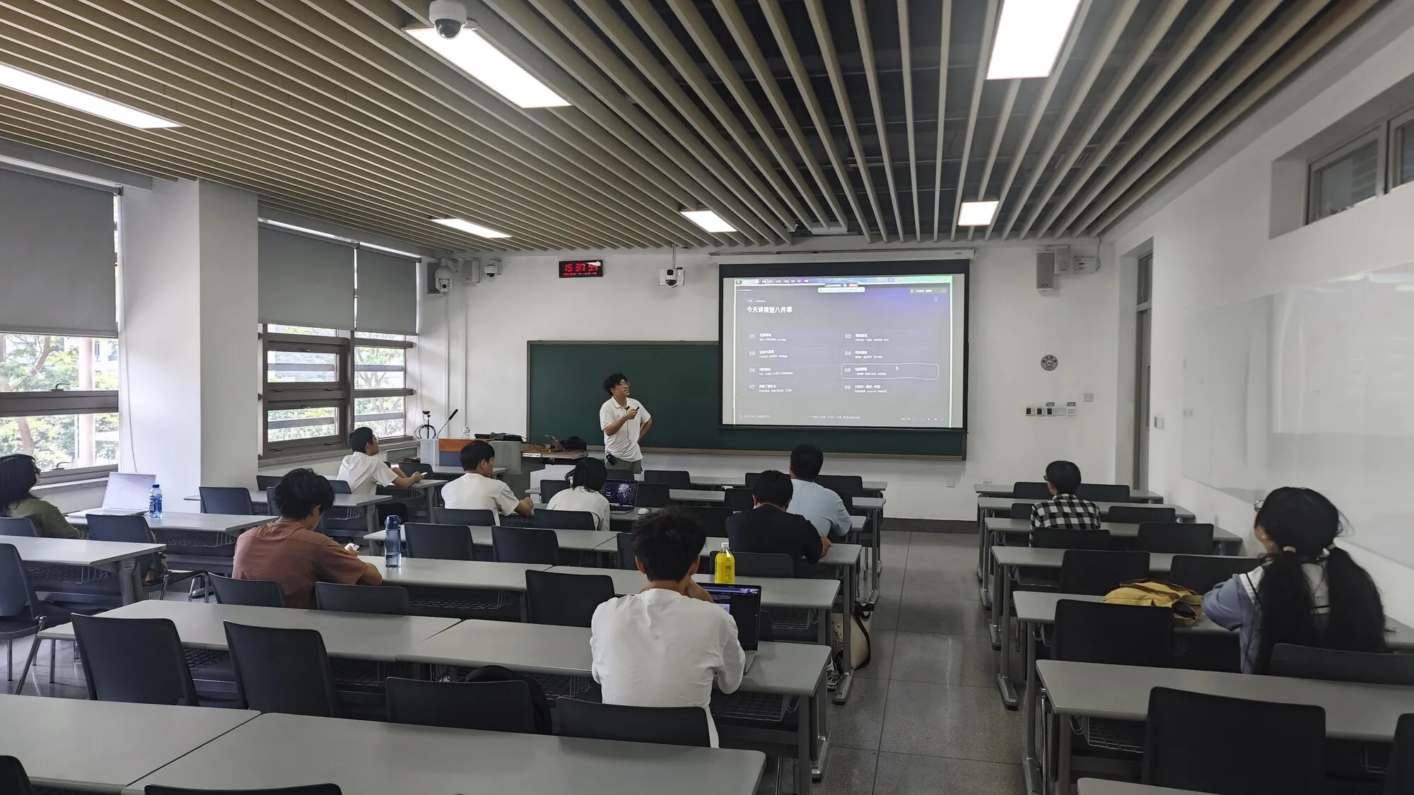 秋季校园小聚宣讲现场